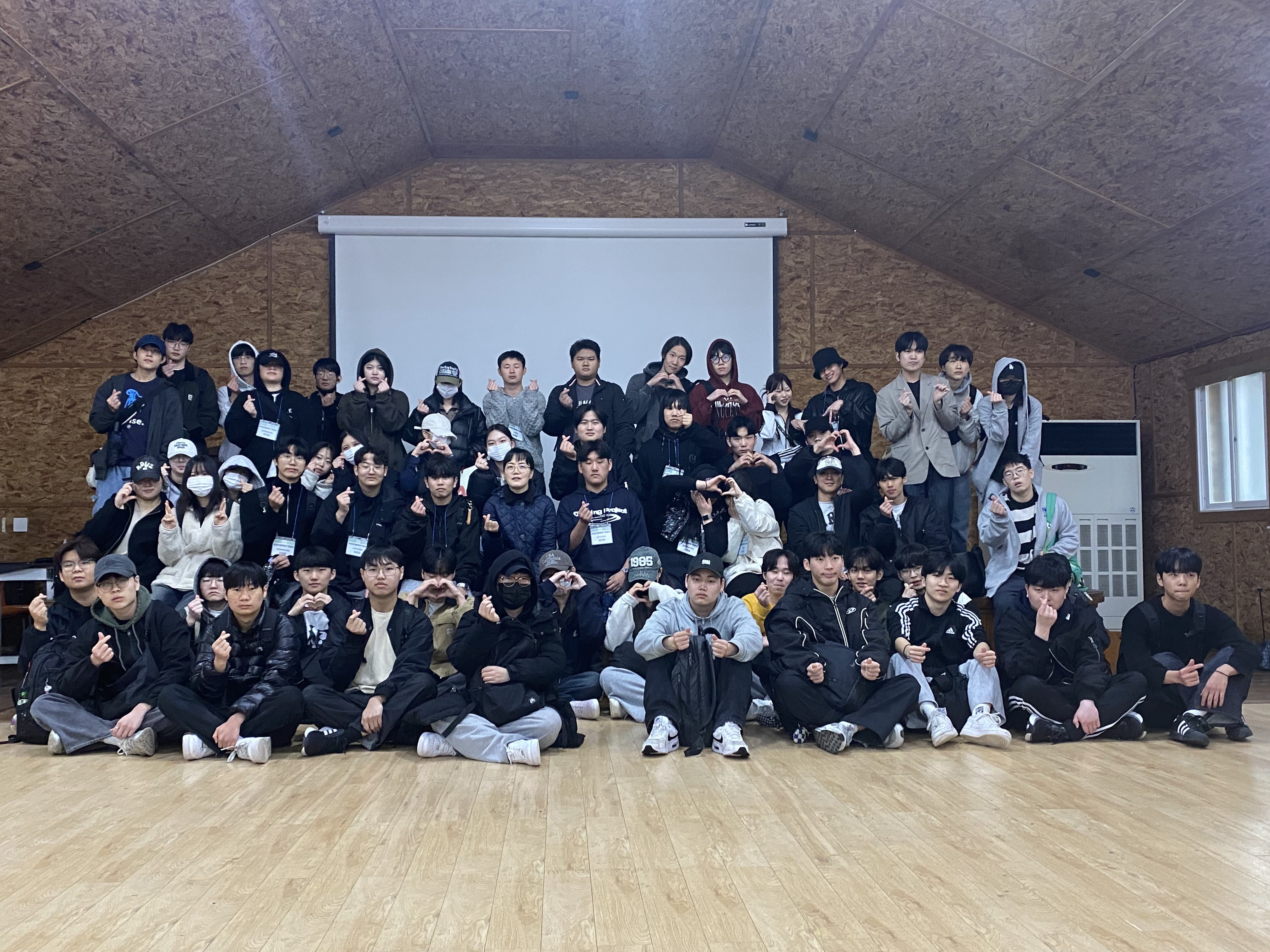 단체 (9).jpg